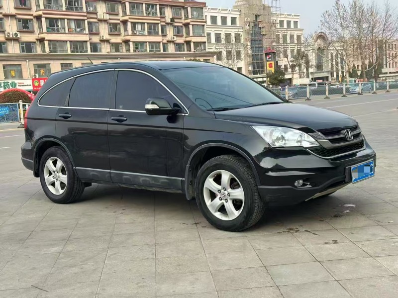青岛10年本田CRV2