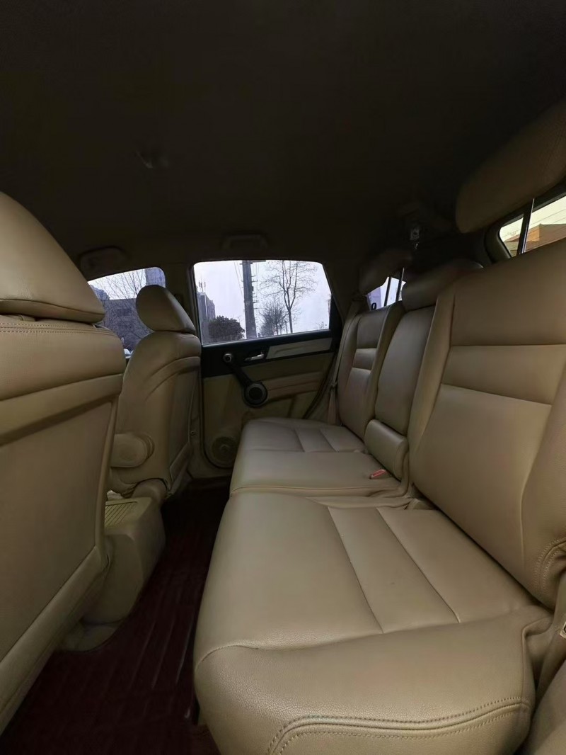 青岛10年本田CRV4