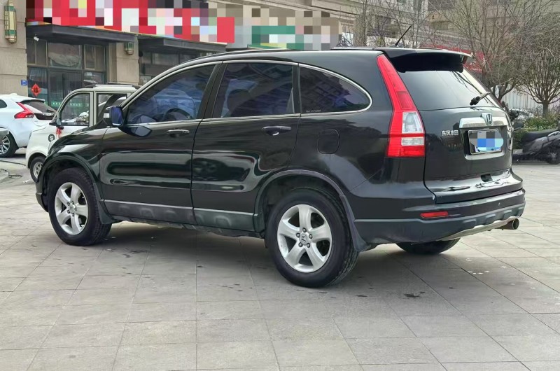青岛10年本田CRV8