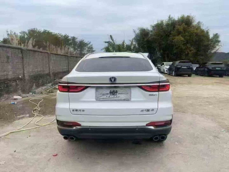 汕頭19年長安汽車CS858