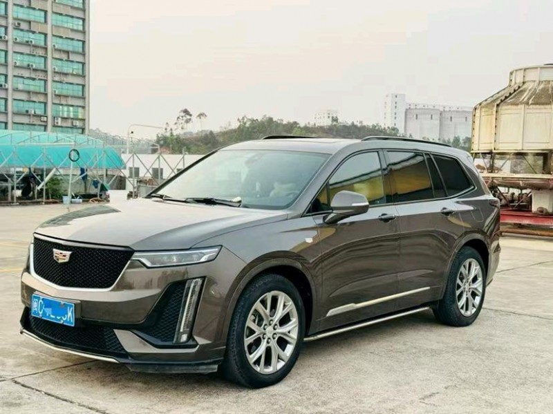 東莞20年凱迪拉克XT62
