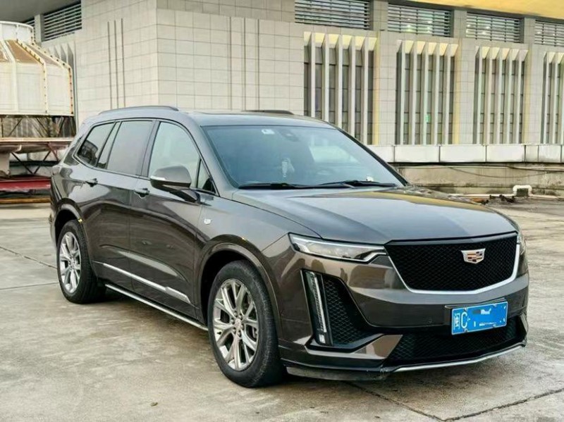 東莞20年凱迪拉克XT63