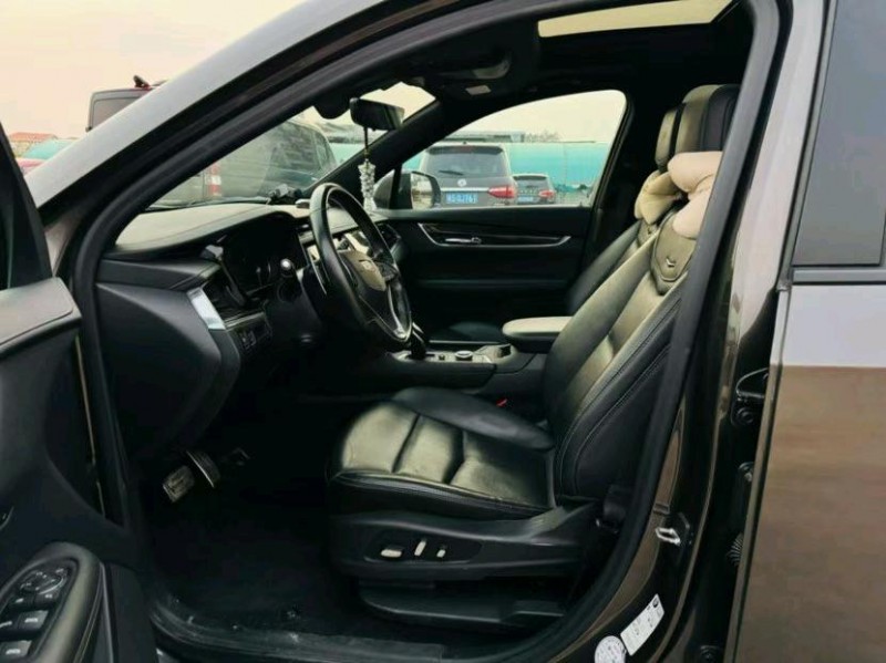 東莞20年凱迪拉克XT64