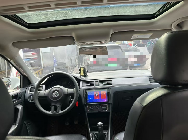 青島16年大眾桑塔納4