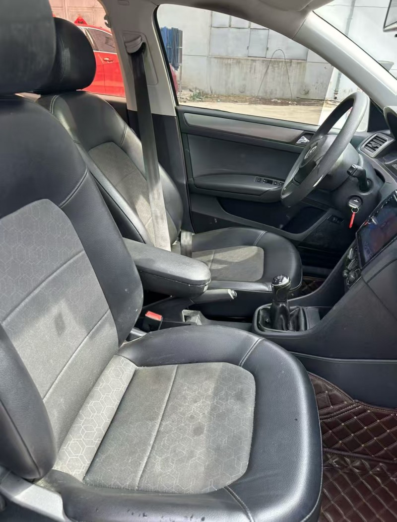 青島16年大眾桑塔納6