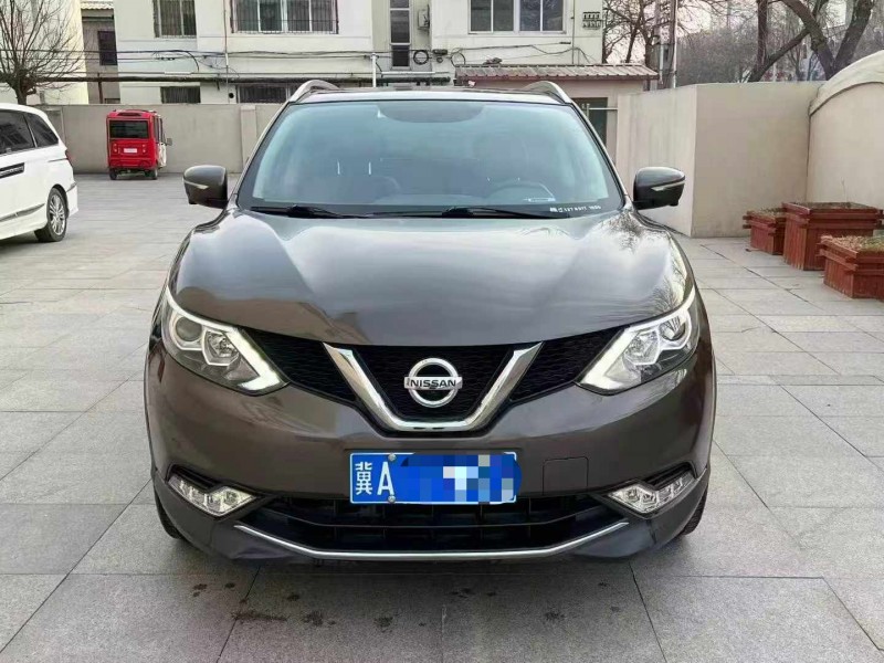 保定17年日产逍客1