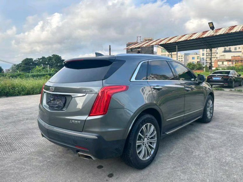 東莞19年凱迪拉克XT59