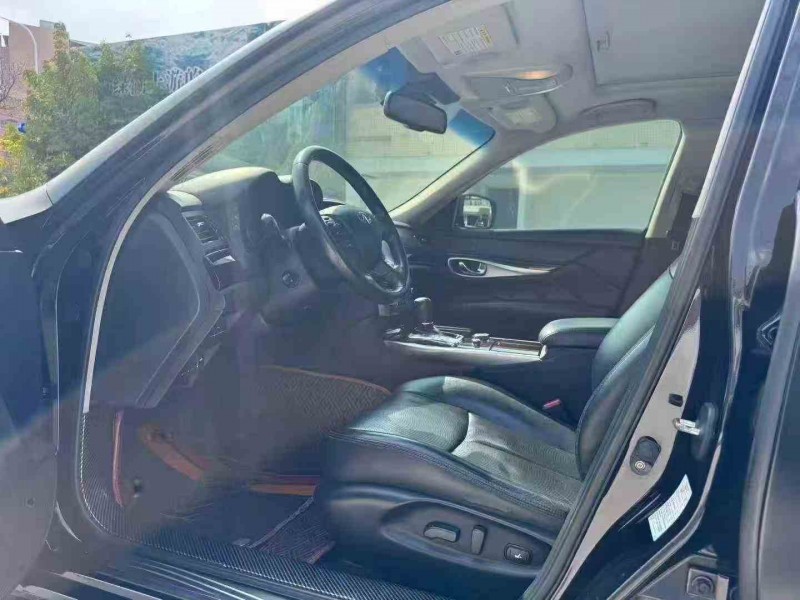 佛山13年英菲尼迪Q704