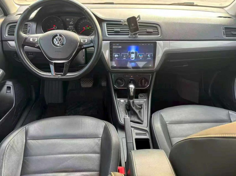 保定18年大众朗逸6