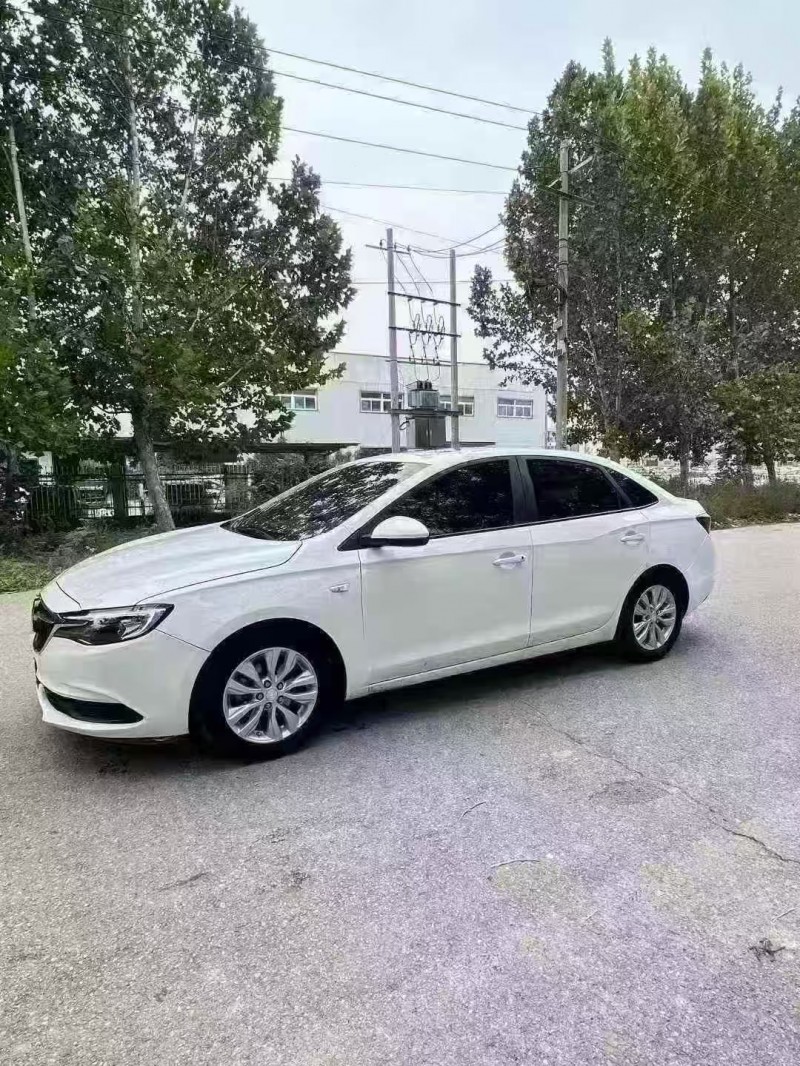 菏泽20年别克英朗2