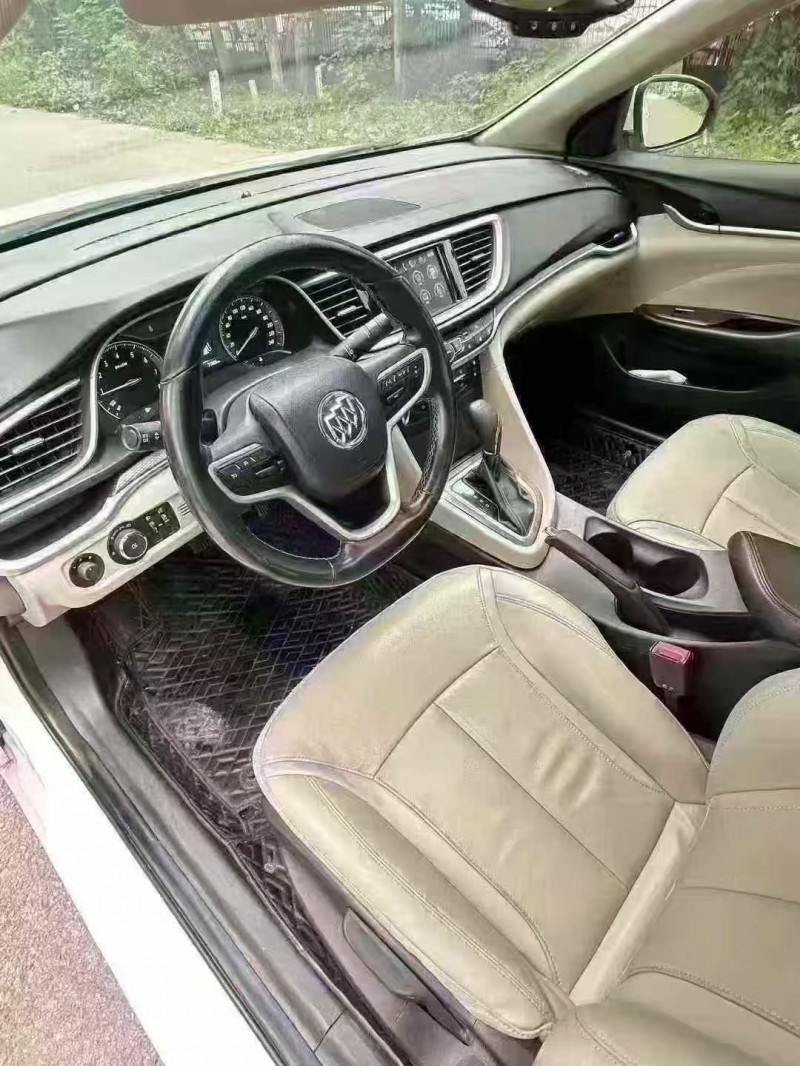 菏泽20年别克英朗4