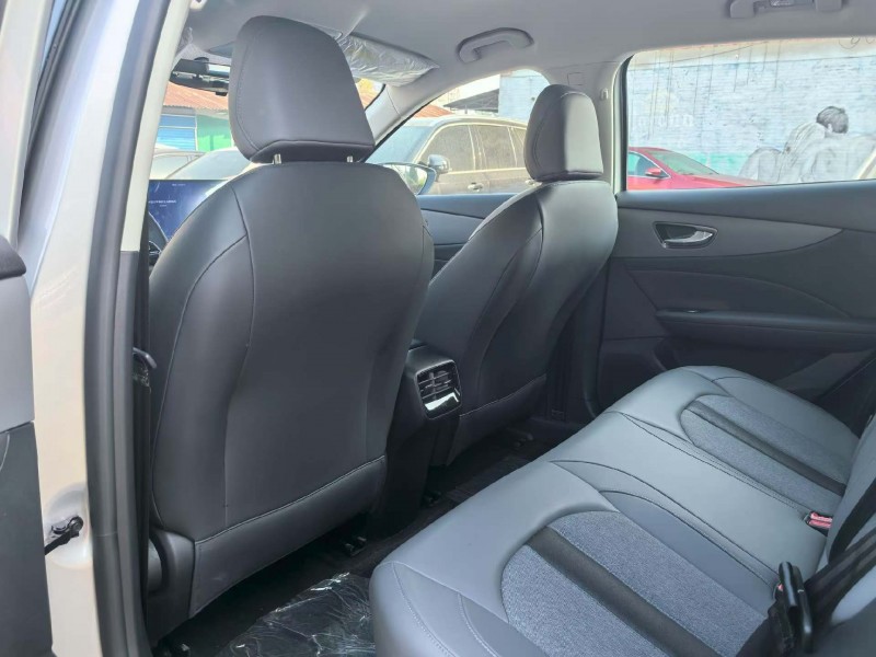 娄底25年名爵es59