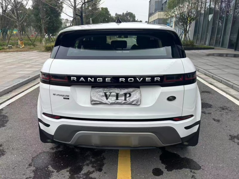 常德20年路虎极光6