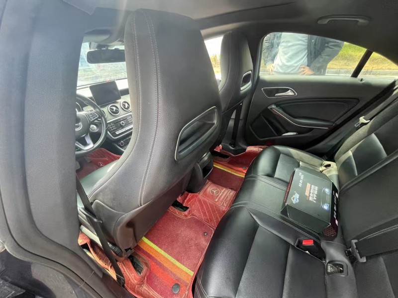 常德17年奔驰CLA6