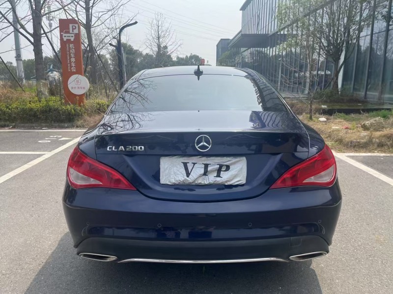 常德17年奔驰CLA7