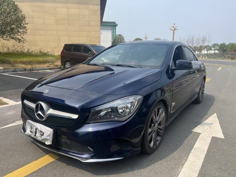 常德17年奔驰CLA9