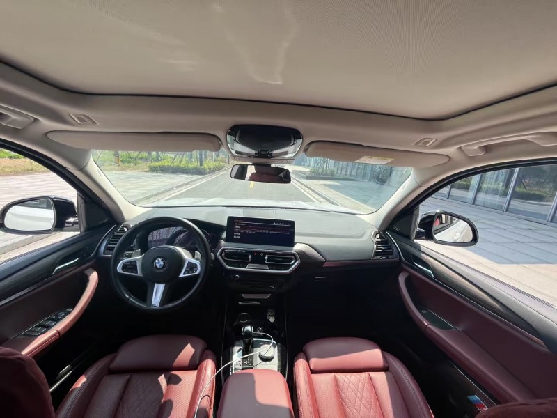 常德22年宝马X34