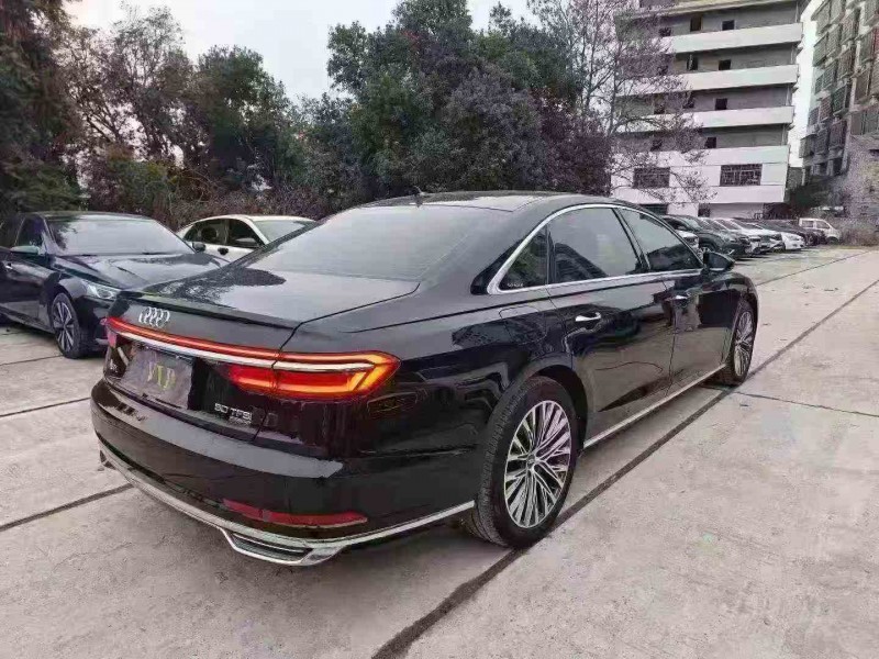 衡阳20年奥迪A8L5