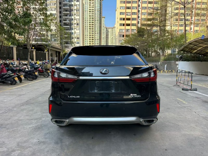 湛江18年雷克薩斯RX4