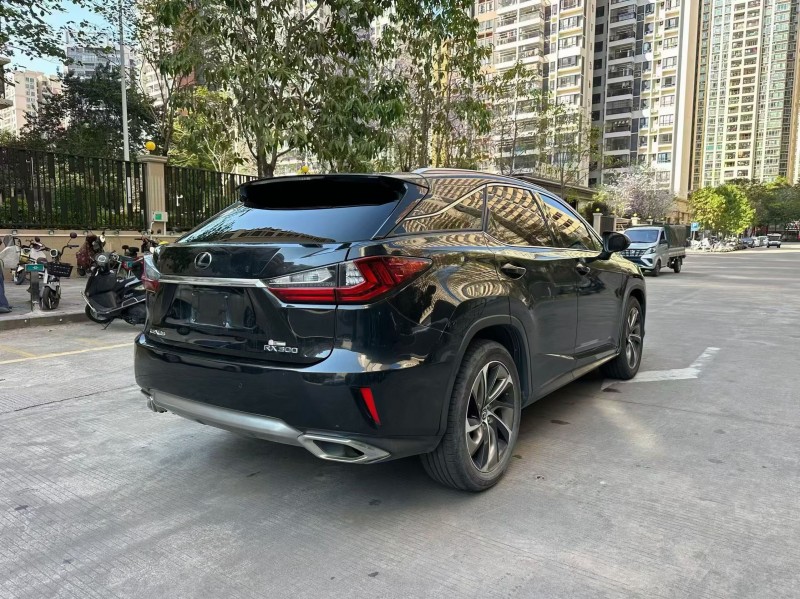 湛江18年雷克薩斯RX7