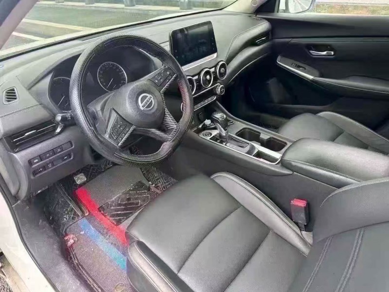 青岛20年日产轩逸6