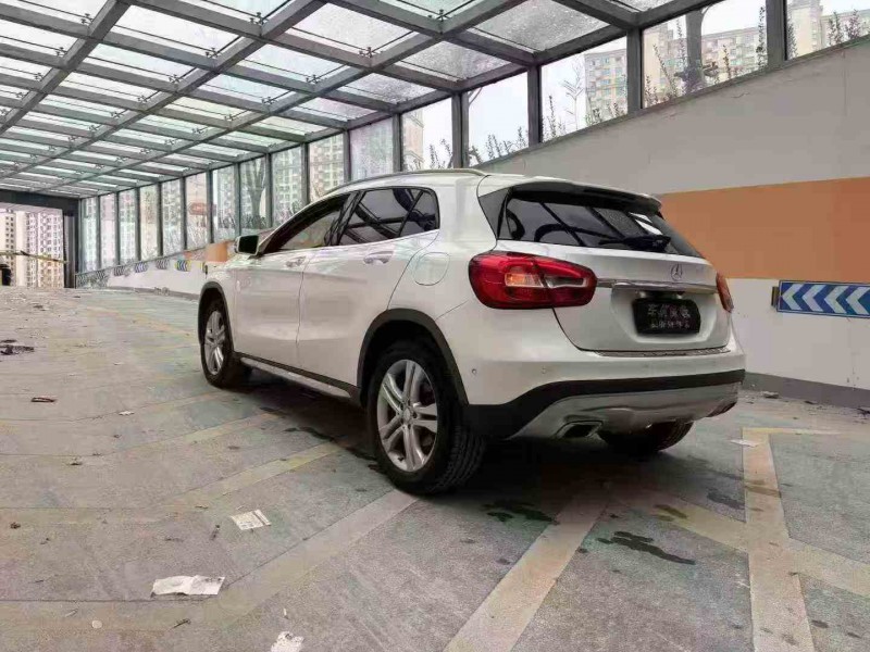 淮安15年奔馳GLA7