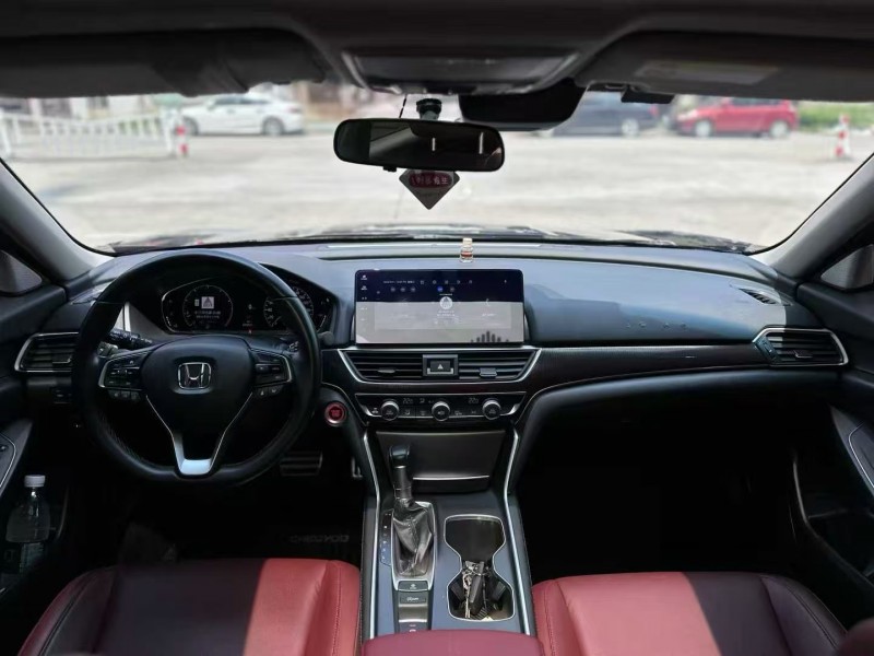 江门22年本田雅阁8