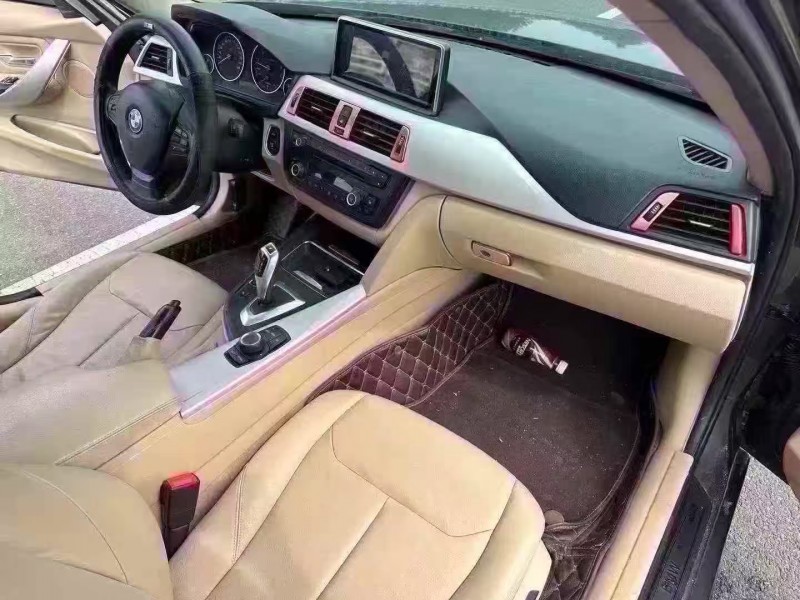 青島15年寶馬3系4