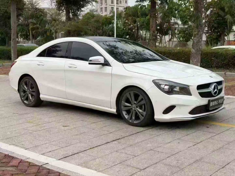 汕头19年奔驰GLA3