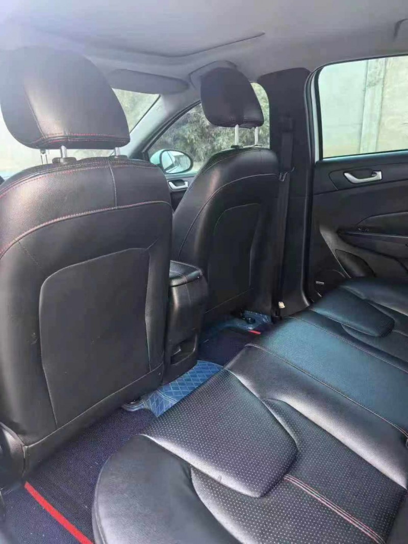 保定18年奇瑞艾瑞泽5