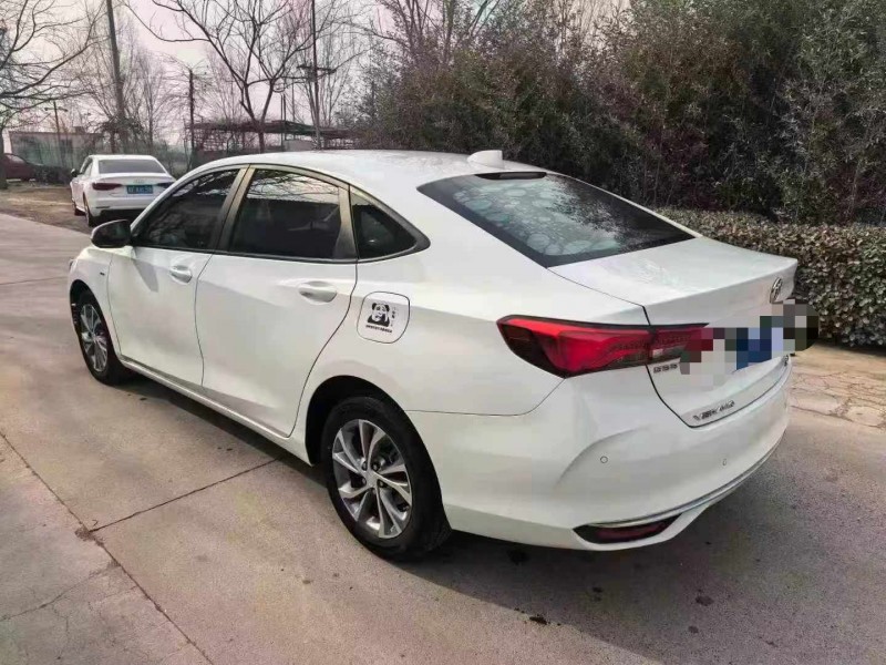 保定22年别克威朗7