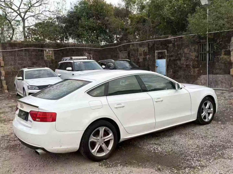 汕頭16年奧迪A58