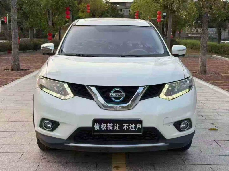 湛江17年日產奇駿1