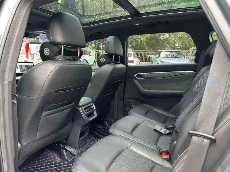 德阳24年吉利豪越5