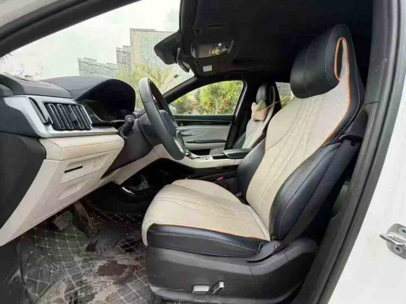 湛江22年比亚迪宋3