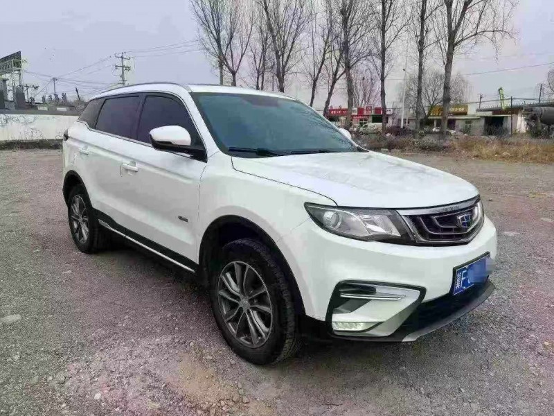 保定19年吉利博越2