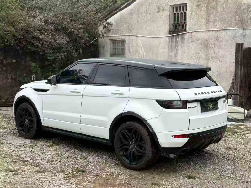 珠海17年路虎極光8