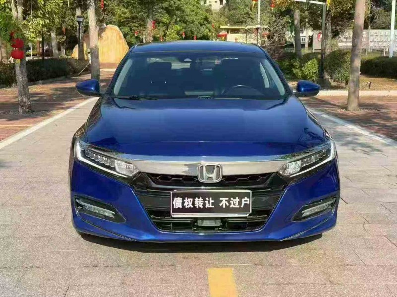 湛江22年本田雅阁1
