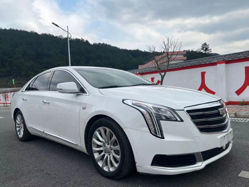 贵阳20年凯迪拉克XTS2