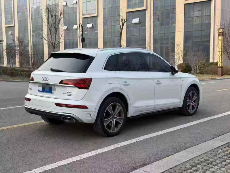 东营22年奥迪Q58