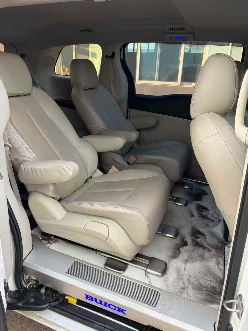 東營21年別克GL84