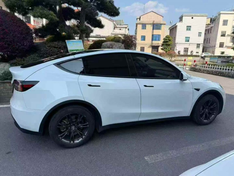 绍兴24年特斯拉MODEL Y7