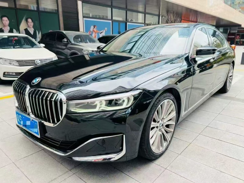 深圳21年宝马7系3