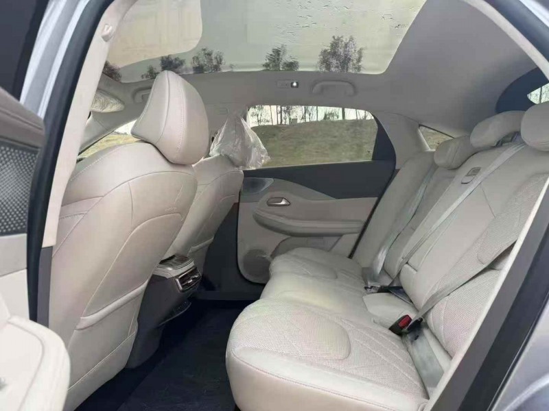 焦作26年极狐汽车阿尔法3