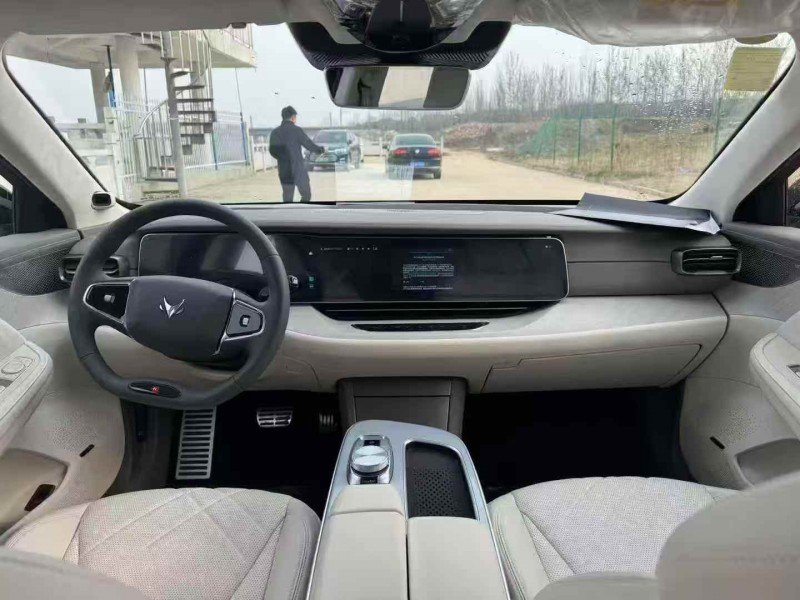 焦作26年极狐汽车阿尔法4