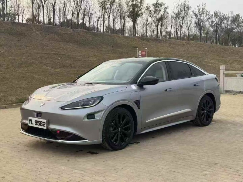 焦作26年极狐汽车阿尔法8