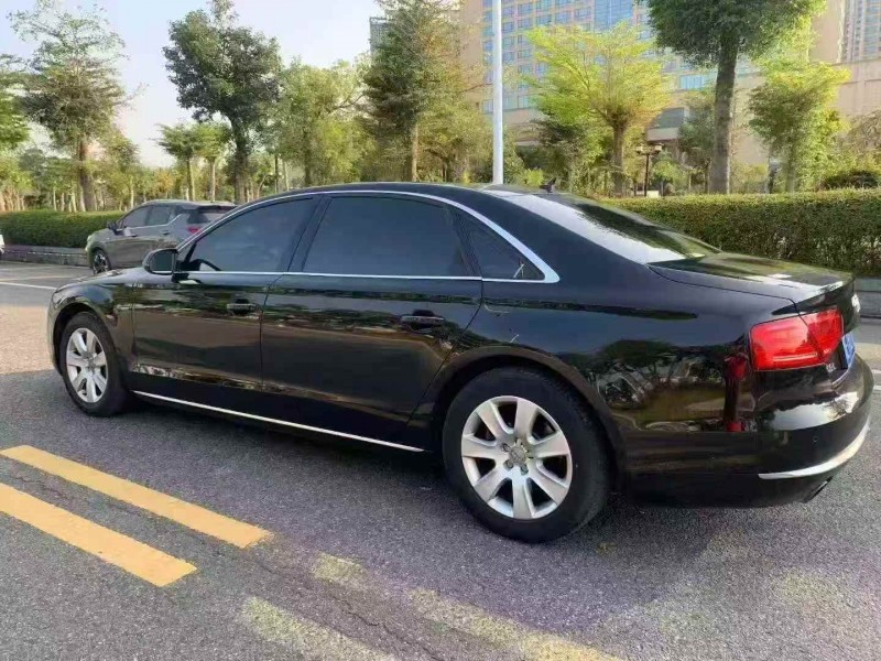 湖州14年奥迪A8L8