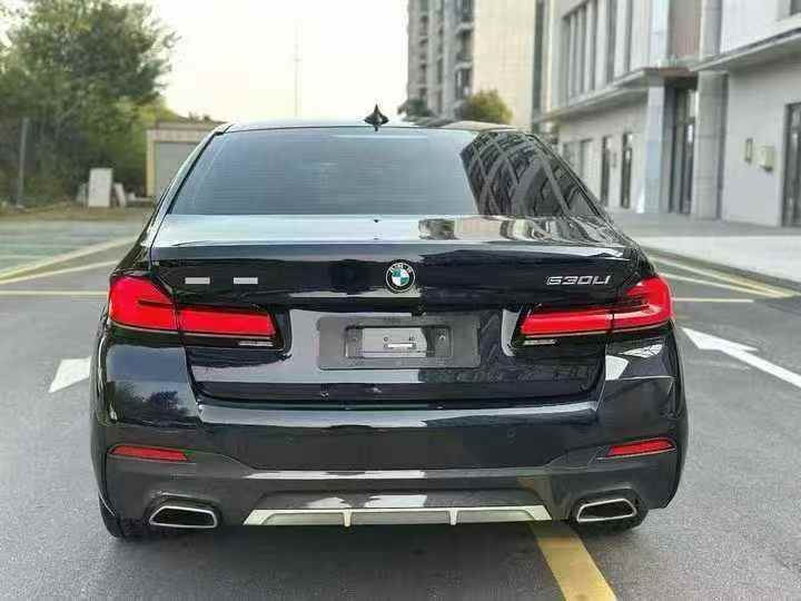 赣州24年宝马5系9