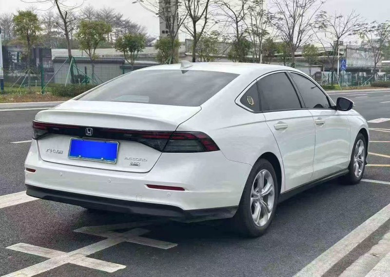 广州23年本田雅阁8