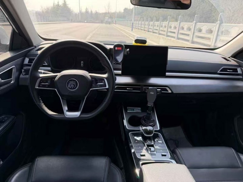 青島24年比亞迪秦6